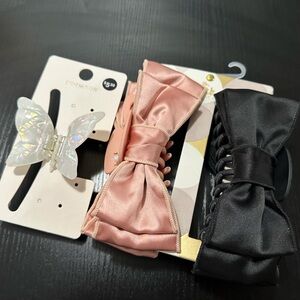 Mini bundle of brand new hair clips!